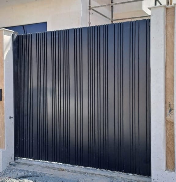 Cast Aluminium Gate in UAE.