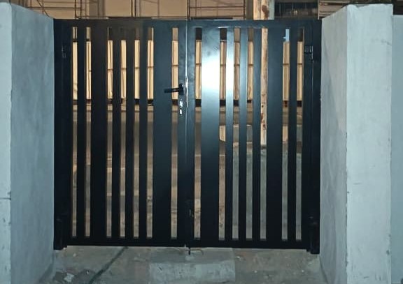 Boundary Wall Swing Gate in UAE.